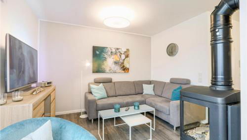 Amazing Apartment In Rechlin - Photo 3