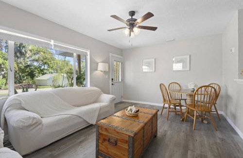 Comfortable Near AMI Patio BBQ - Foto 6