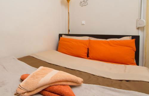 Home Suites - Photo 35