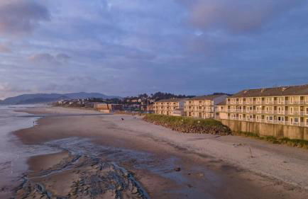 King Suite - Top Floor - Ocean View - Beach Access - Pool & Hot Tub - Foto 22