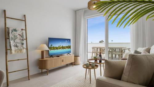 Luxury 2BR - 400m to Beach - Pool & Views - Casa Los Amigos - Foto 2