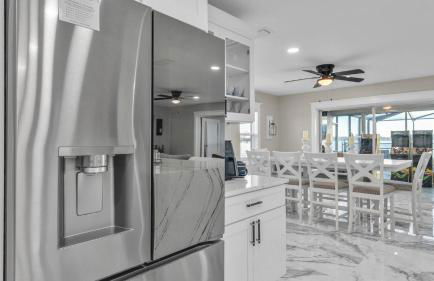 Lake, Pool, HotTub, Game Room, 8 Beds, Sleeps 17 - Foto 56