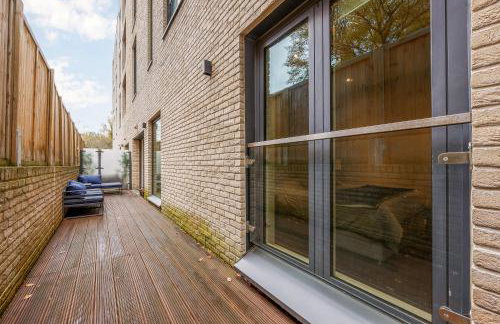 Large Modern One Bedroom Apartment (nearly 800 ft) - Foto 12