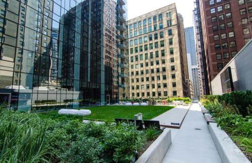 Blueground The Loop pool AC nr park CHI-1188 - Foto 36