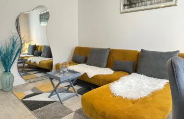 Cosy Modern Flat with garden - Photo 3