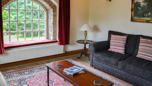 Cobweb Cottage - Photo 3