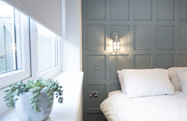 The Stamford Apartment - Photo 8