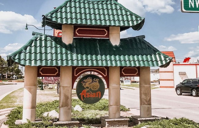 Budget Friendly Studio With Wifi Smart TV 32C - Photo 15