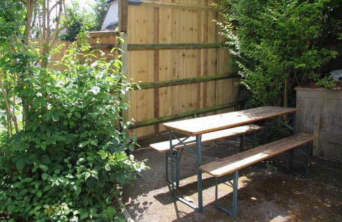 Woodlands Cozy Cottage in Gerrards Cross Sleeps 2 - Photo 21