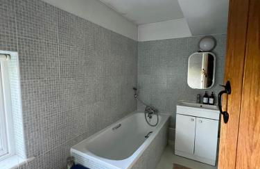 Lodge Backed by English Legacy - Foto 24