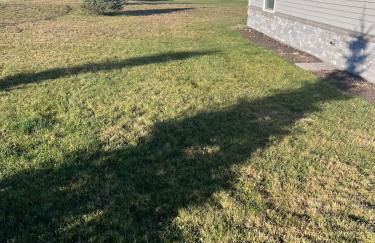 Prime Northern Maine Snowmobiling Retreat with Full Kitchen & Winter Trails Access - Foto 11