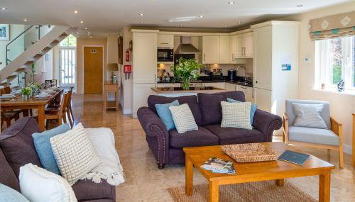 Trewhiddle Retreat V8 by Together Travel - Luxury 3-Bedroom Villa - Foto 4