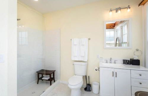 Romantic Historic Inn Suite with Mountain Views in Luray, Virginia - Foto 25