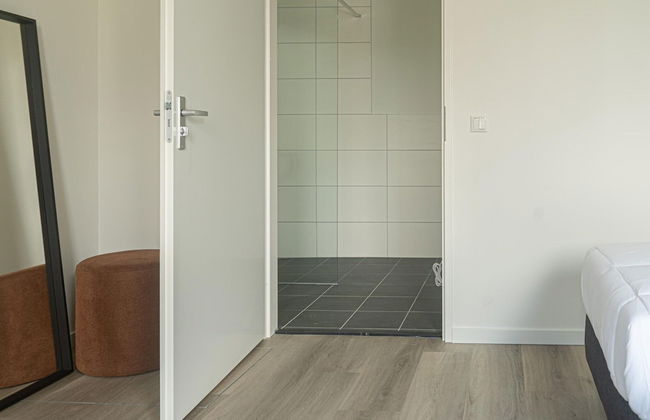 Quiet Lakeside Escape for Four - Foto 2