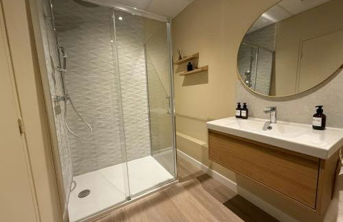 Suite du Spa 3 - Parking Privé Gratuit - Foto 9