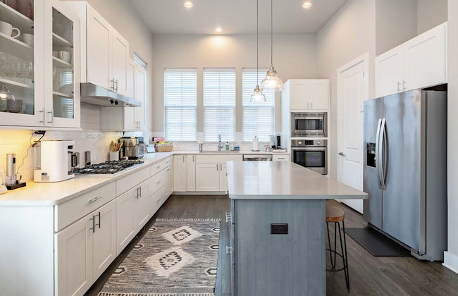 Modern Home, Private Balcony, Near Rainey & Lady Bird Lake Haus of Z - Foto 53
