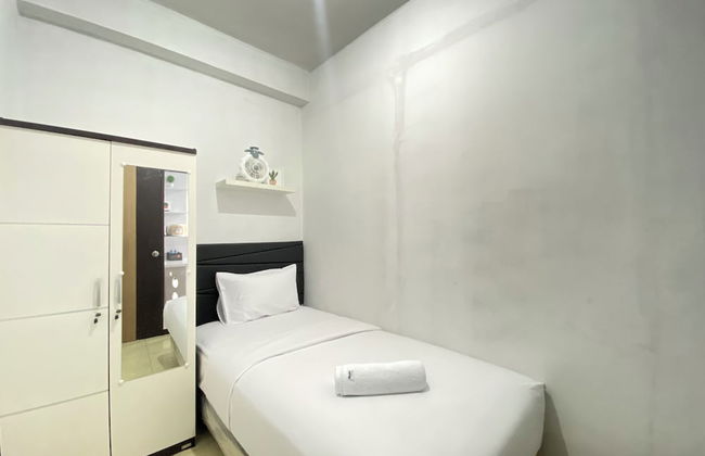 Homey 2Br Furnished Apartment At The Edge Bandung - Photo 12