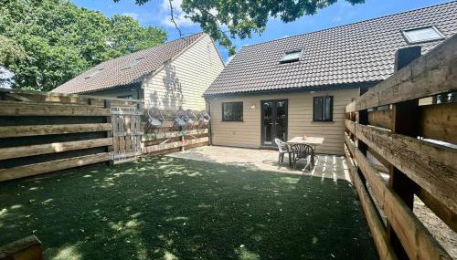 Otters Halt & Mouse Hole - Sleeps 12, Pet Friendly - Foto 4, Garden