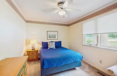 Deck and Private Dock! Waccamaw River Retreat - Photo 15