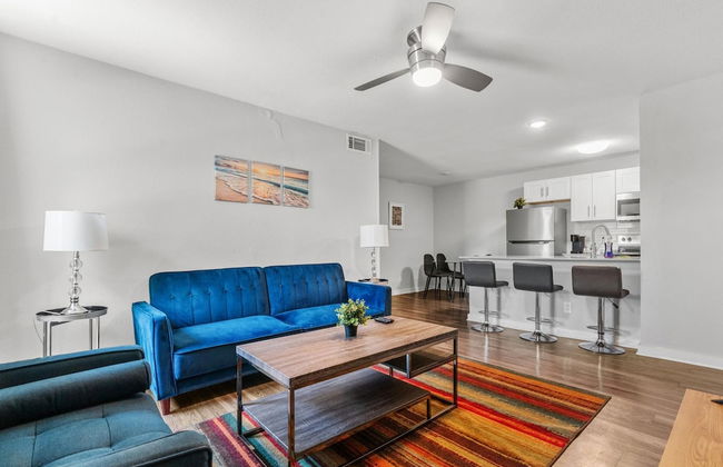 Modern 2BR Near UT Hyde Park Evonify - Foto 36