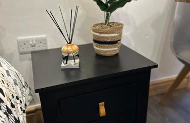 Luxury Industrial Studio Leeds Near Brudenell social club & Headingley Stadium - Photo 32