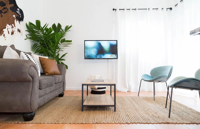 Renovated Apt.Walk to Marley Museum - Foto 1