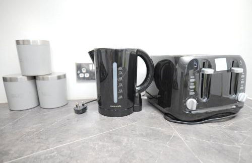 3 BR- King size bed, Netflix, Garden FREE Parking - Foto 29