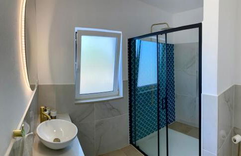 Boutique holiday home "Casa da vida doce" I Private, quiet & stylish I Pool, garden, sea view I For families, friends & couples - Foto 17