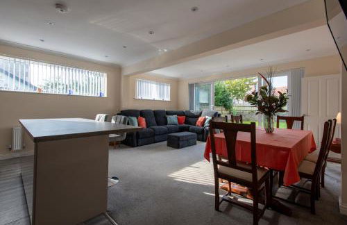 Seaview Cottage - Photo 24