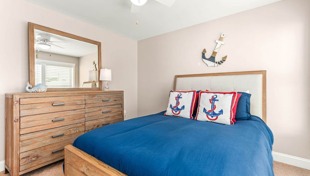 Peach Coral by Tybee Vacation Rentals - Foto 2, Habitación