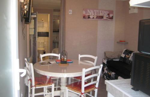 jujuouragan - Foto 1