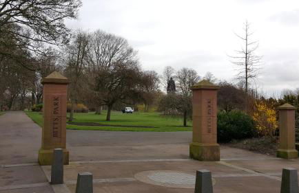 The Sawmills, Carlisle - Spacious 4 Bedroom Family House - Free WiFi - & Parking - Walk to Carlisle Castle - Foto 73