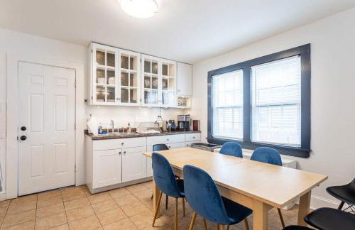 The Blue Sapphire 2BR 2 King beds & ample backyard - Foto 67