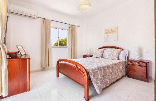 Villa Chiquito Albufeira - Private Pool&Parking - BBQ&AC&WI-FI - Foto 14