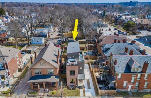 Rooftop Patio, Hot Tub and Games City Escape - Foto 34