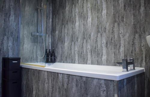 3-bedroom house for contractors in Birstall, Leeds - Foto 3