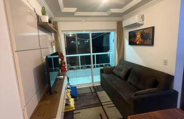 Climatizado ótima localização 65m 2 quartos 2 banheiros - Foto 2