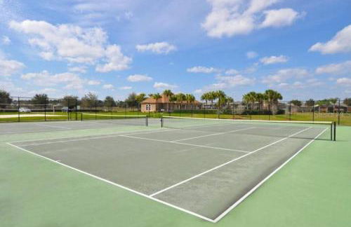 537 4BR Private Pool Spa Conservation Views 2 Masters Near Disney - Foto 29