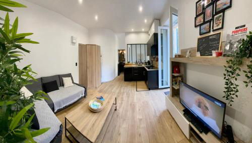 Charmant Petit studio proche Centre et Plage - Foto 1, stove