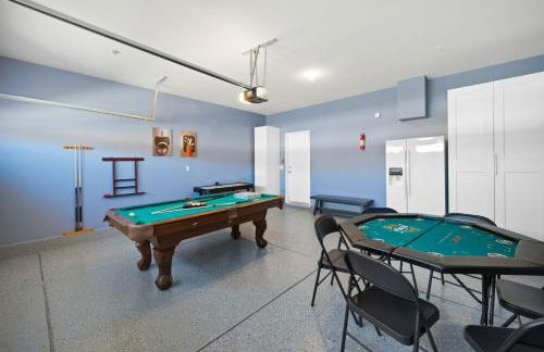 Views, Gameroom, Saltwater Pool & Hot tub, Firepit by MariamsBnb - Foto 19