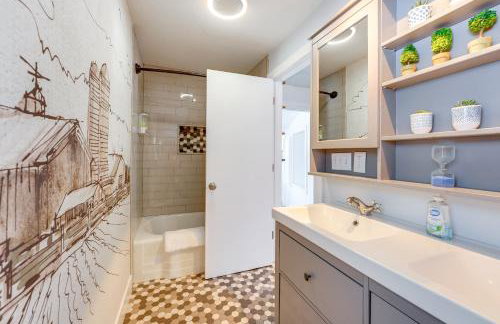 City Girl Farmhouse in Hudsonville with Hot Tub - Foto 15