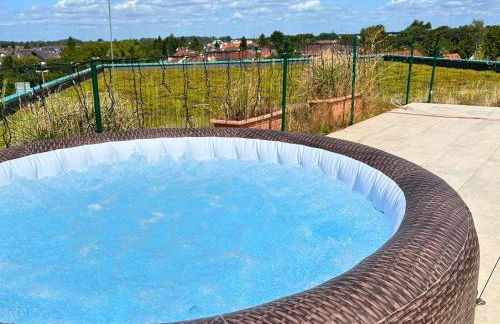 Design Penthouse - 4SZ - 2Bäder - Whirlpool - 2 Parkplätze - Dachterrasse - Foto 13