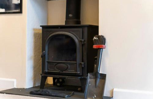 Stylish 4-Bed City Apartment, Sleeps 6, Ample Parking & Free Wi-Fi - Foto 25