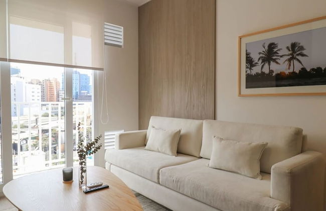 w Amazing 2BR With Balcony in Miraflores - Foto 1