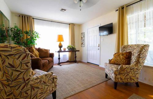 Mariposa Monarch - Walk to River - Foto 15