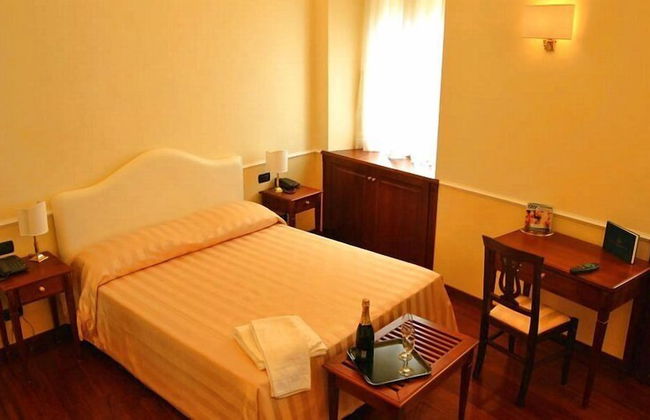 Ludovisi Luxury Rooms - Photo 12