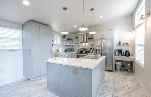 Serene Hill Country Home w/ Romantic Garden Escape - Foto 3