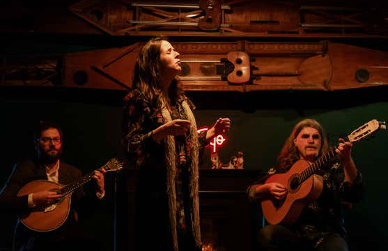 Espetáculo no Cais do Fado - Foto 18