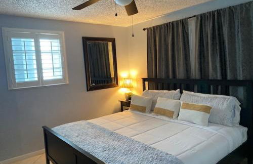 Modern 2/1 Apt near Midtown and Beaches - Foto 31