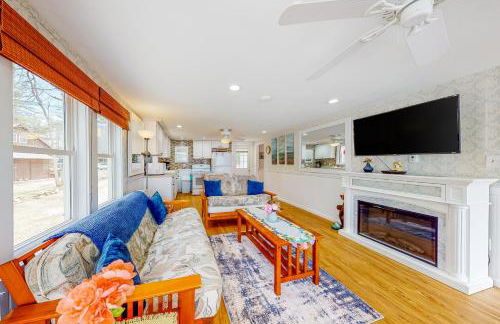 Lady and the Lake - Photo 5